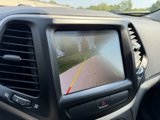 Used 2017 Jeep Cherokee Limited image 4