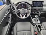 Used 2023 Kia Seltos LX image 5