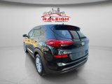 Used 2019 Hyundai Tucson SE image 2