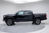 Used 2019 Toyota Tacoma TRD Sport image 2