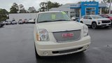 Used 2014 GMC Yukon XL Denali image 3