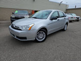 Used 2010 Ford Focus SE image 2