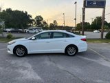 Used 2015 Hyundai Sonata SE w/ Option Group 09 image 3