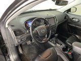 Used 2021 Jeep Cherokee Trailhawk image 2