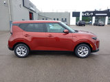 New 2025 Kia Soul LX image 2