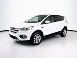 Used 2017 Ford Escape SE w/ SE Cold Weather Package image 3