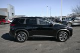 Used 2023 Nissan Rogue SV image 2