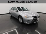 Used 2017 Toyota Camry LE image 2