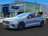 Certified 2022 Volvo S60 B5 Momentum w/ Premium Package image 3
