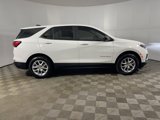 Used 2022 Chevrolet Equinox LS w/ LS Convenience Package image 4