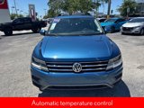 Used 2018 Volkswagen Tiguan SE w/ Panoramic Sunroof Package image 4