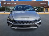 Used 2025 Hyundai Elantra SEL image 2