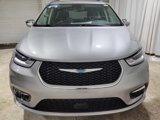 Used 2021 Chrysler Pacifica Limited image 2