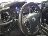 Used 2017 Toyota Tacoma TRD Off-Road image 5