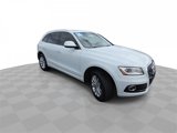 Used 2016 Audi Q5 2.0T Premium Plus w/ Technology Package image 2