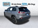 Used 2020 Jeep Cherokee Latitude Plus image 3