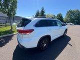 Used 2018 Toyota Highlander SE image 5