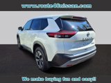 Used 2023 Nissan Rogue SV image 3