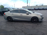 Used 2018 Chevrolet Cruze LT image 2