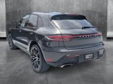 Certified 2024 Porsche Macan image 3