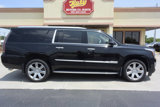 Used 2018 Cadillac Escalade ESV Premium Luxury image 6