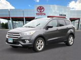 Used 2018 Ford Escape SE image 2