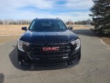Used 2024 GMC Terrain SLE image 4