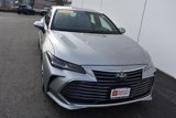 Used 2021 Toyota Avalon Limited image 3