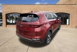Used 2020 Kia Sportage LX image 3