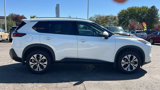 Used 2021 Nissan Rogue SV w/ Premium Package image 4