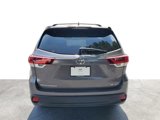 Used 2019 Toyota Highlander SE image 4