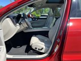 Certified 2021 Volvo XC60 T8 Inscription w/ Advanced Package image 4