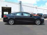 Used 2017 Ford Fusion SE image 3