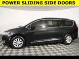 Used 2019 Chrysler Pacifica Touring-L image 4