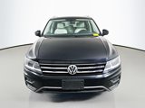 Used 2018 Volkswagen Tiguan SEL image 2