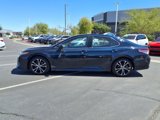 Used 2020 Toyota Camry SE image 2
