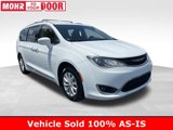 Used 2018 Chrysler Pacifica Touring-L image 1