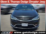 Used 2020 Chrysler Pacifica Limited image 2