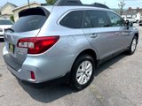 Used 2017 Subaru Outback 2.5i Premium image 5