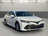 Used 2019 Toyota Camry LE image 2