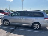 Used 2013 Toyota Sienna XLE image 2