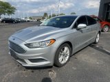 Used 2018 Ford Fusion SE image 2
