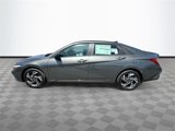 New 2025 Hyundai Elantra SEL image 4