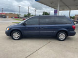 Used 2005 Chrysler Town & Country Limited image 4