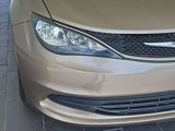 Used 2017 Chrysler Pacifica Touring w/ Tire & Wheel Group image 4