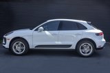 Certified 2025 Porsche Macan image 2