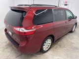 Used 2017 Toyota Sienna XLE image 5