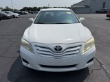 Used 2011 Toyota Camry LE image 2