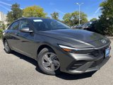 Certified 2025 Hyundai Elantra SE image 1