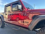 Used 2022 Jeep Gladiator Sport image 5